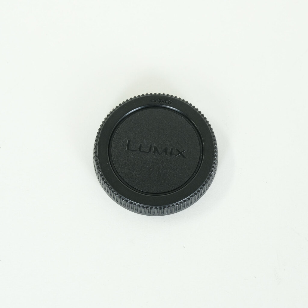 Panasonic LEICA DG SUMMILUX 12mm / F1.4 ASPH.