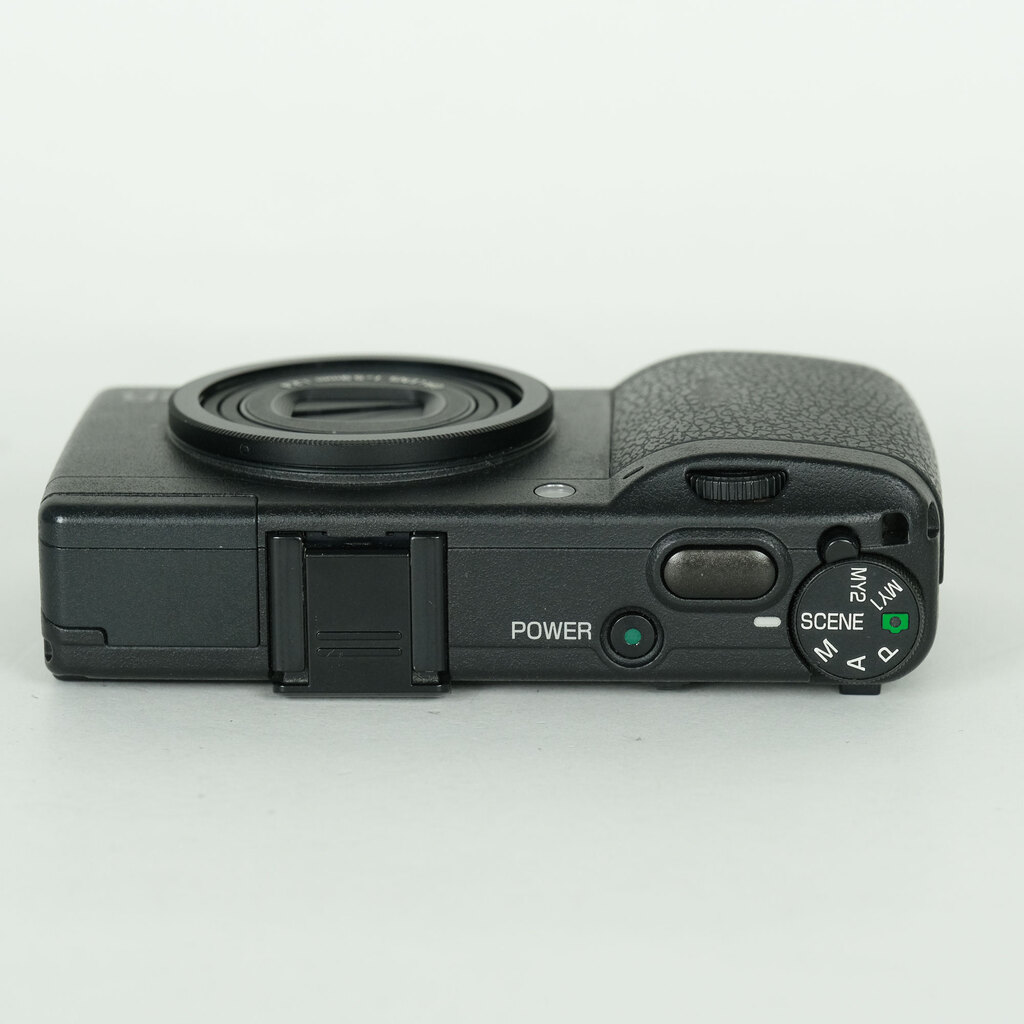 RICOH GR DIGITAL II