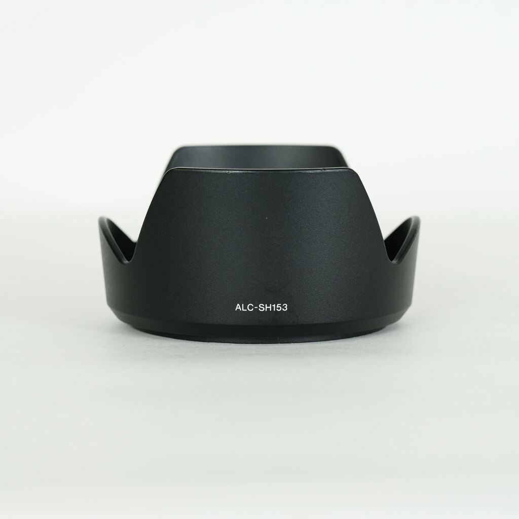 SONY E 18-135mm F3.5-5.6 OSS SEL18135