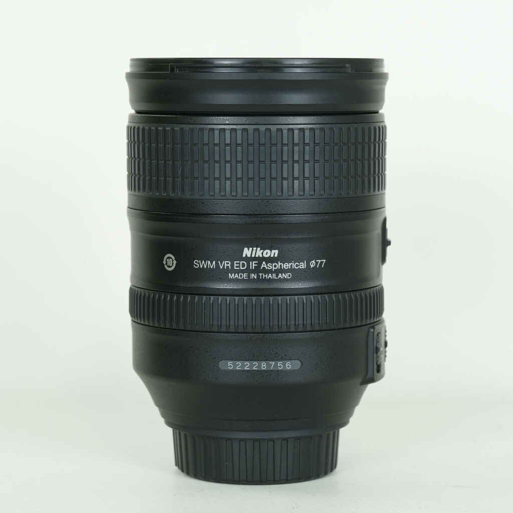 Nikon AF-S NIKKOR 28-300mm f/3.5-5.6G ED VR Nikon AF-S NIKKOR 28-300mm f/3.5-5.6G ED VR