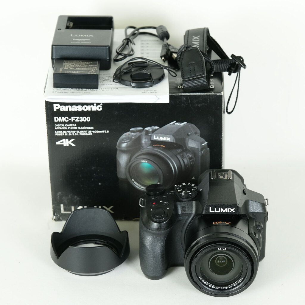 Panasonic LUMIX DMC-FZ300