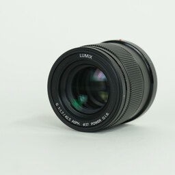 Panasonic LUMIX G 42.5mm / F1.7 ASPH. / POWER O.I.S.