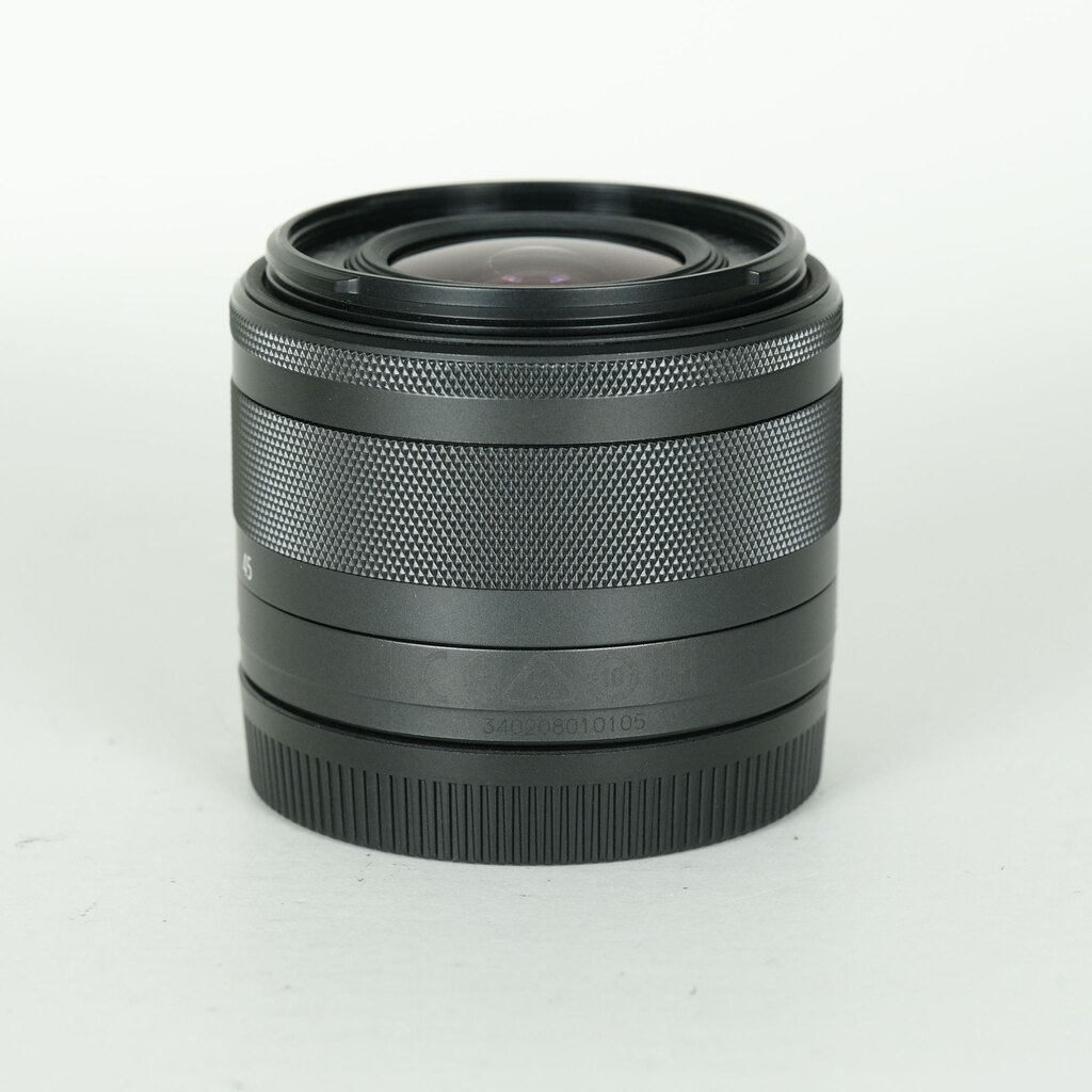 Canon EF-M15-45mm F3.5-6.3 IS STMの出品 | ONE SCENE（ワンシーン）
