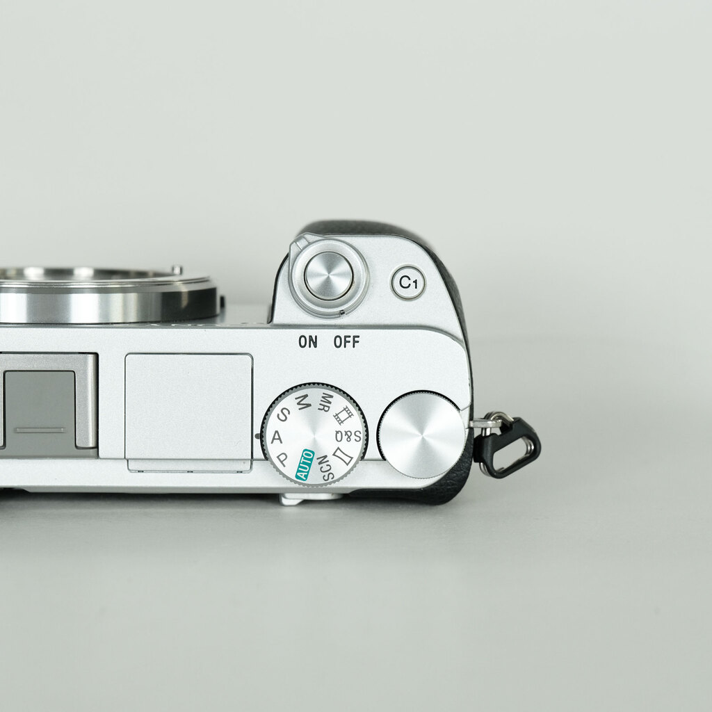 SONY α6400（ILCE-6400）