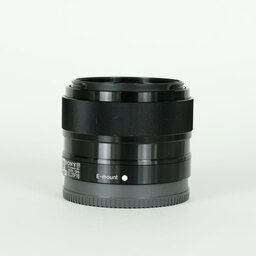 SONY E 35mm F1.8 OSS SEL35F18