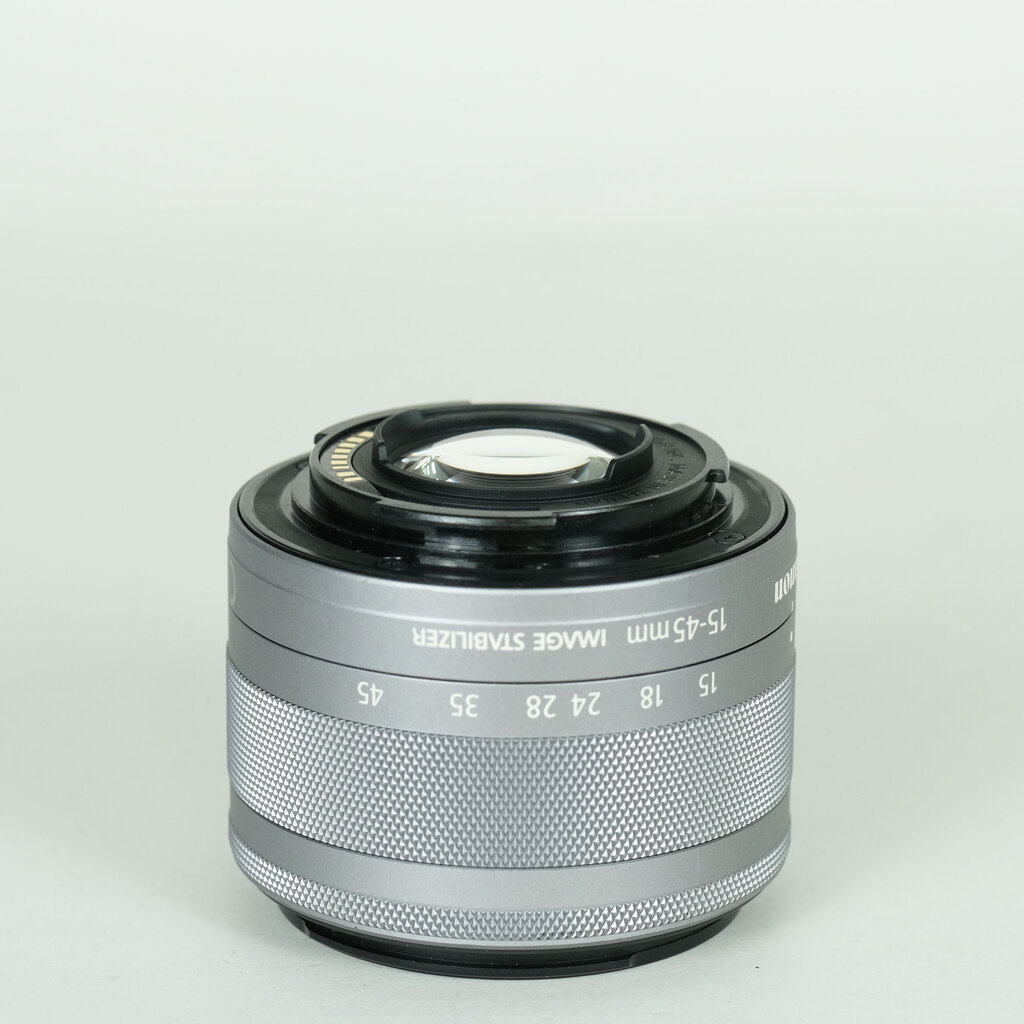 Canon EF-M15-45mm F3.5-6.3 IS STM Canon EF-M15-45mm F3.5-6.3 IS STM