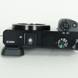 SONY α6000(ILCE-6000) SONY α6000(ILCE-6000)