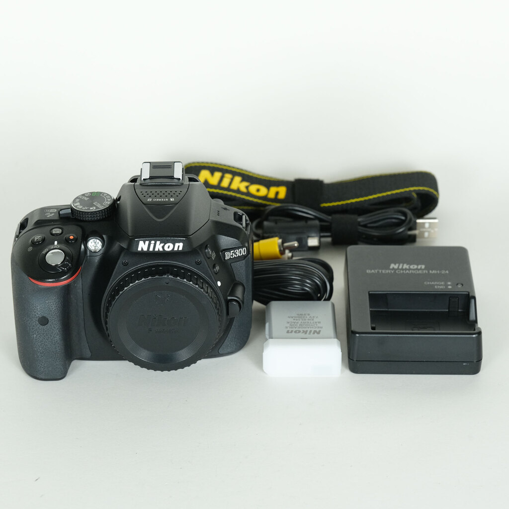 Nikon D5300 Nikon D5300