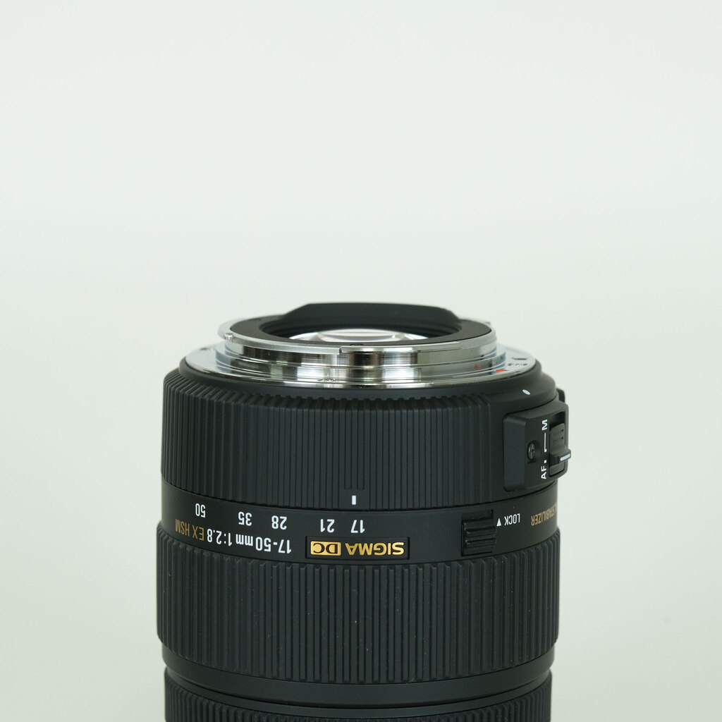 SIGMA 17-50mm F2.8 EX DC OS HSM (キヤノンEF用)
