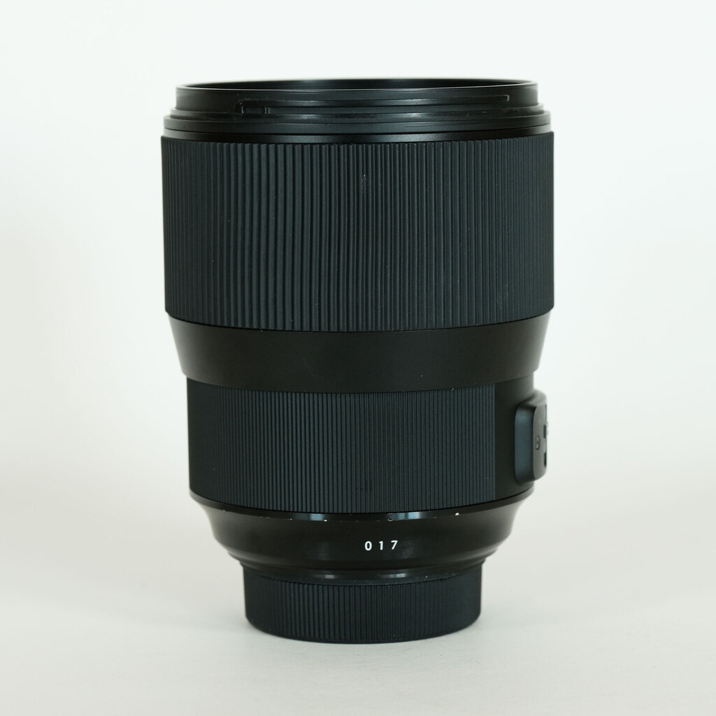 SIGMA 135mm F1.8 DG HSM｜Art [ニコンF用]