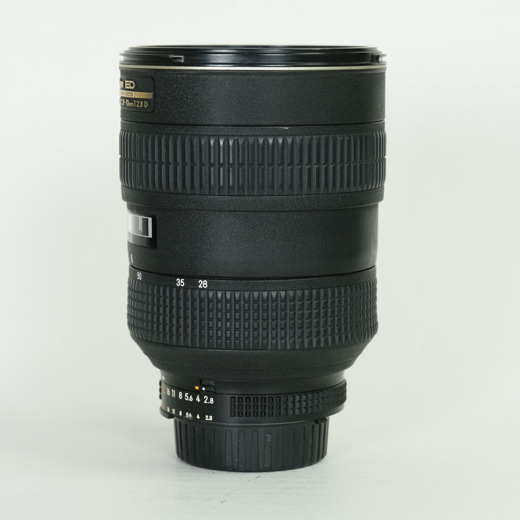 Nikon AF-S ED 28-70mm F2.8 D ブラック