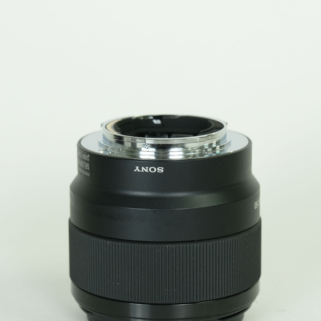 SONY FE 50mm F1.8 SEL50F18F SONY FE 50mm F1.8 SEL50F18F