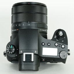 SONY Cyber-shot DSC-RX10M3