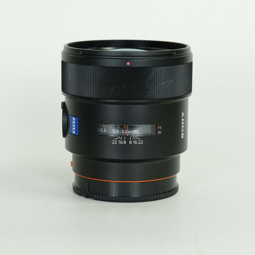 SONY Distagon T* 24mm F2 ZA SSM SAL24F20Z