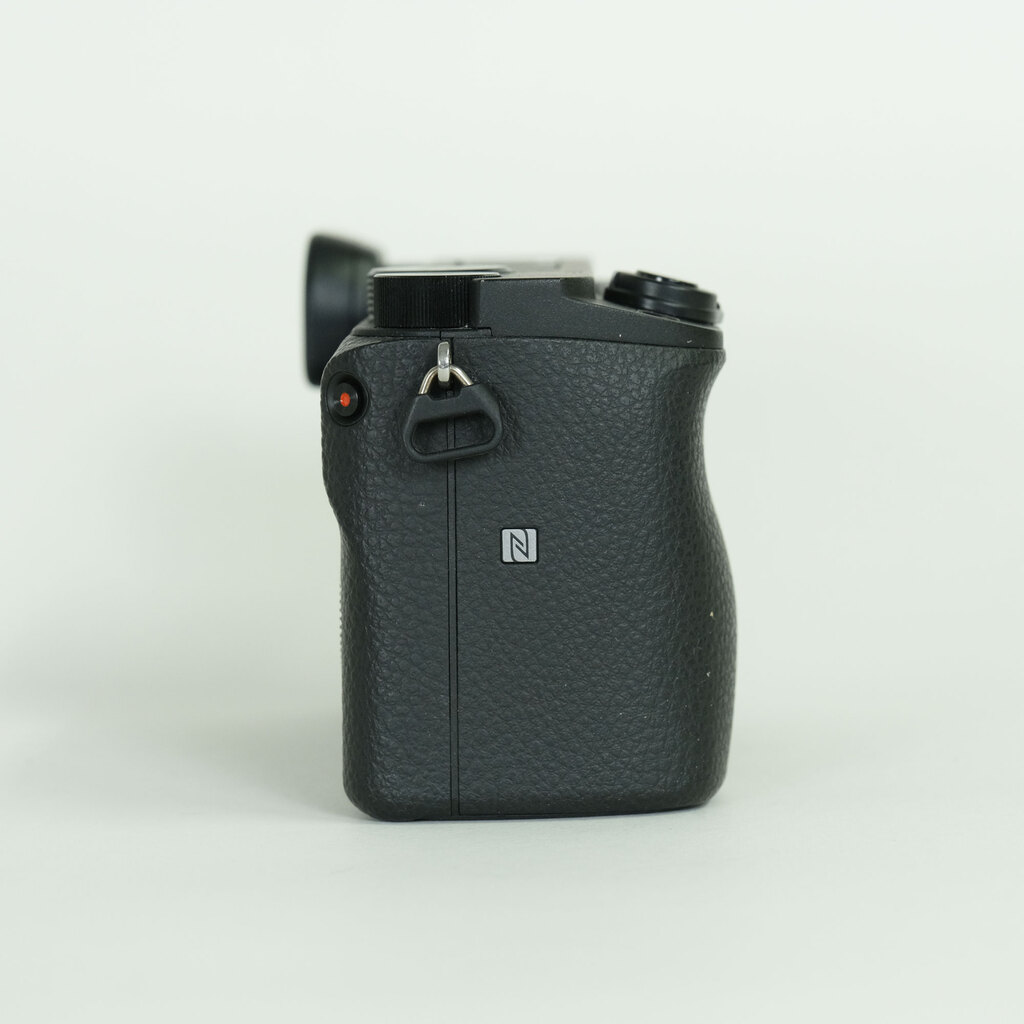 SONY α6400（ILCE-6400）