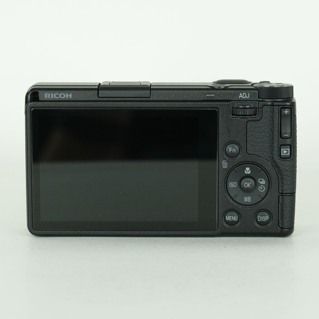 RICOH GR IV