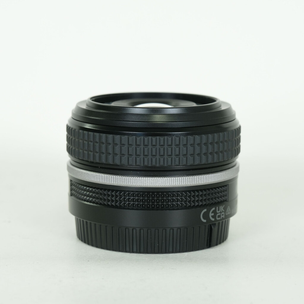 Nikon NIKKOR Z 40mm f/2 Nikon NIKKOR Z 40mm f/2