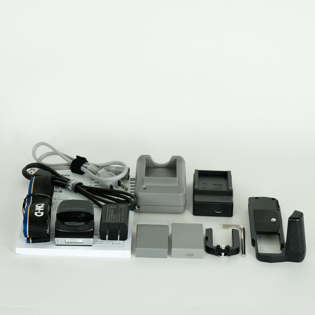 OLYMPUS OM-D E-M5 Mark III