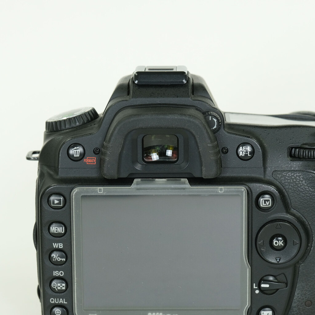 Nikon D90 ボディ