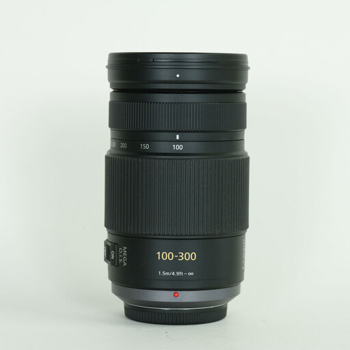 Panasonic LUMIX G VARIO 100-300mm / F4.0-5.6 / POWER O.I.S.