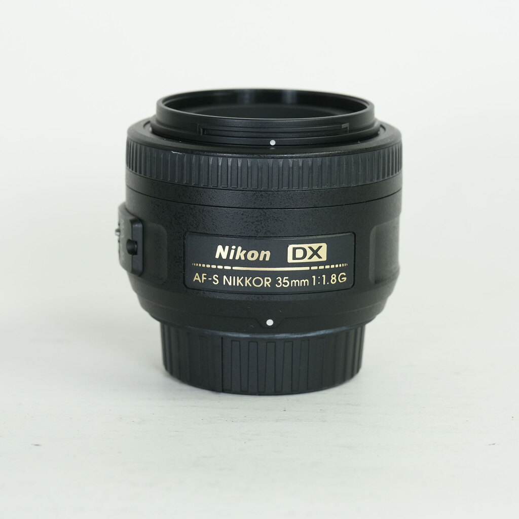 Nikon AF-S DX NIKKOR 35mm f/1.8G