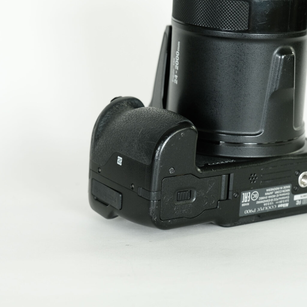 Nikon COOLPIX P900