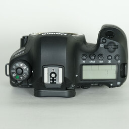 Canon EOS 6D Mark II