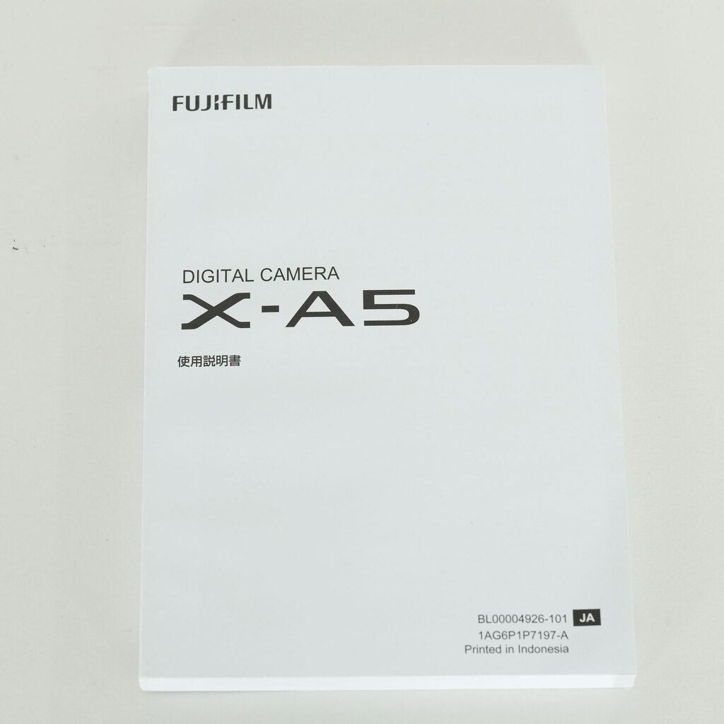 FUJIFILM X-A5 ボディ ブラウン