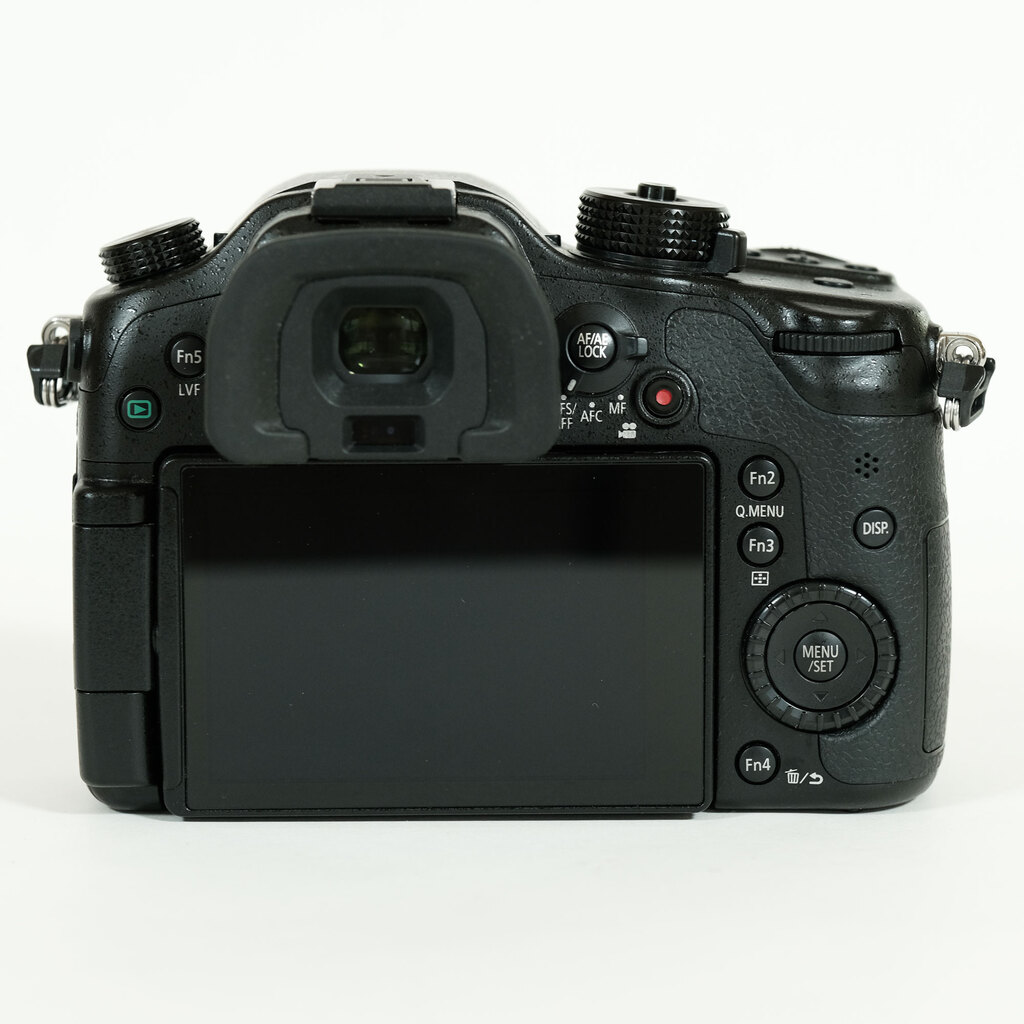 Panasonic LUMIX DMC-GH4