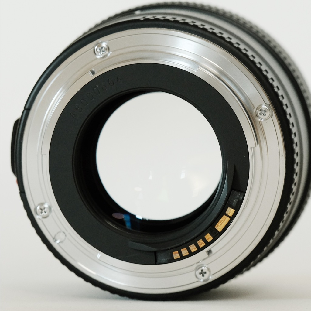Canon EF85mm F1.8 USM