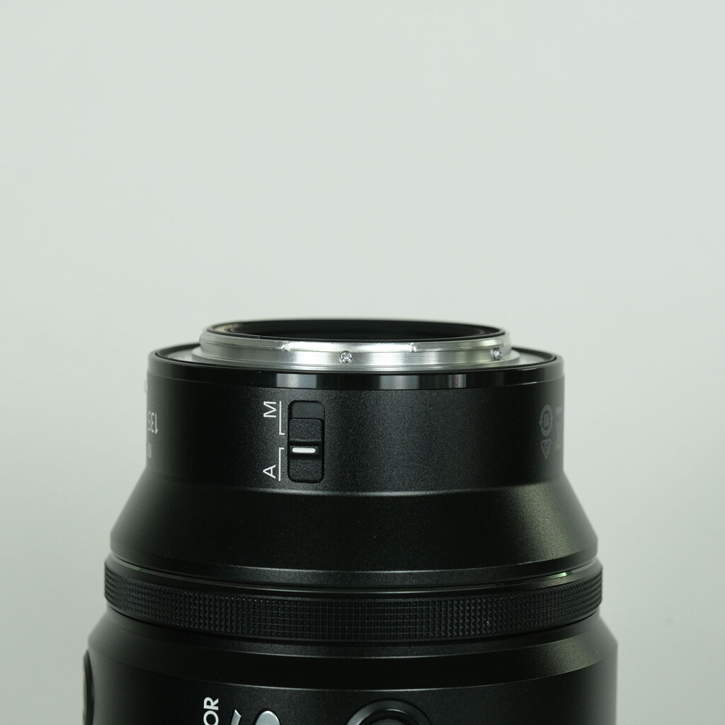 Nikon NIKKOR Z 135mm f/1.8 S Plena