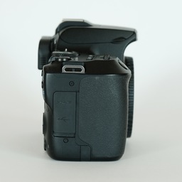 Canon EOS Kiss X10