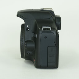 Canon EOS Kiss X3 ボディ