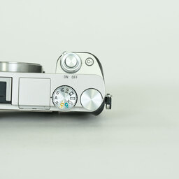 SONY α6000（ILCE-6000）