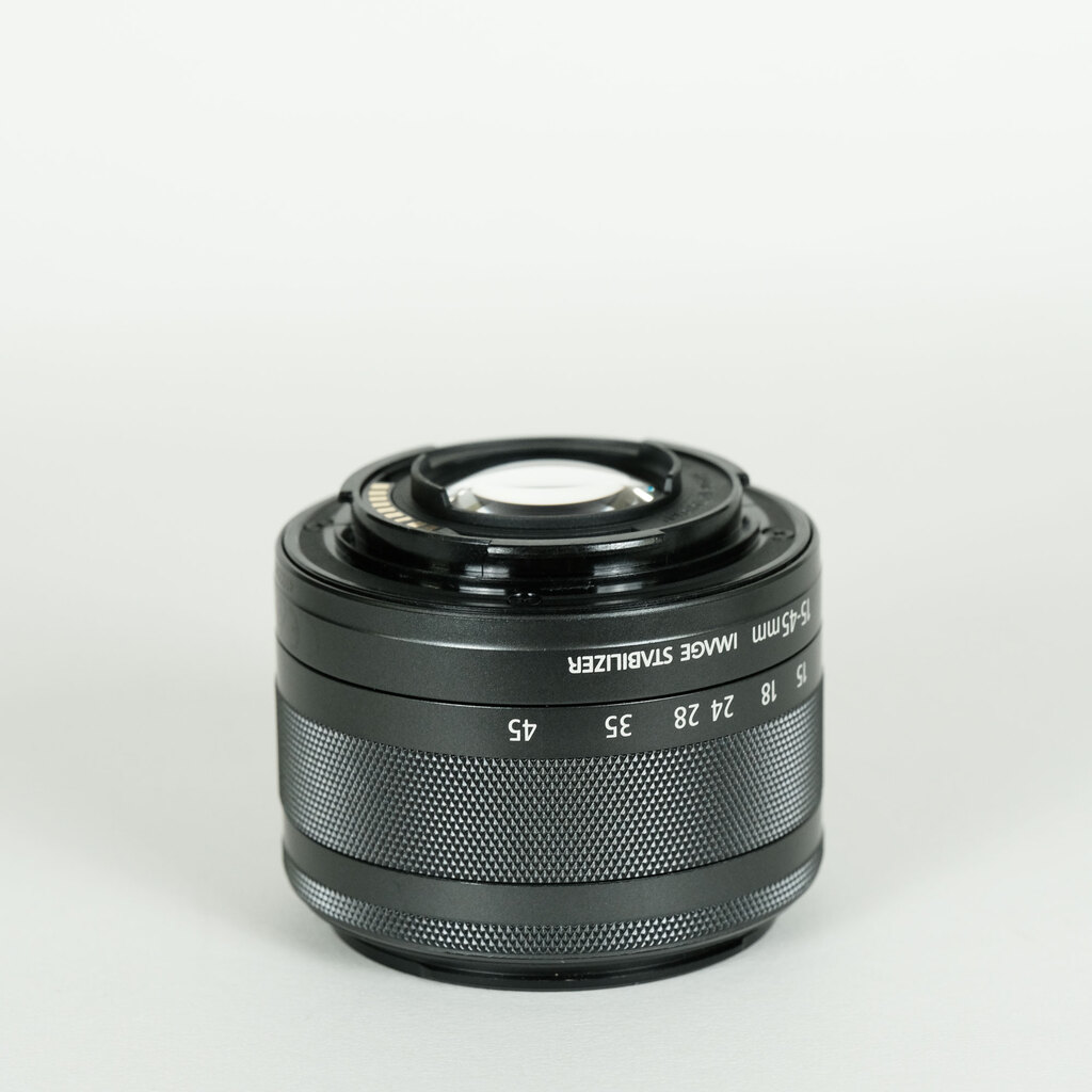 Canon EF-M15-45mm F3.5-6.3 IS STM
