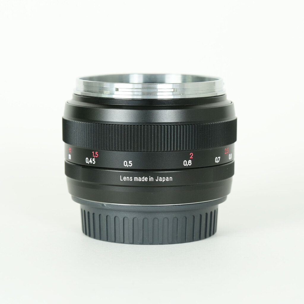 Carl Zeiss Planar T* 50mm F1.4 ZE [キヤノンEF用]