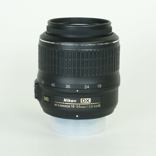 Nikon AF-P DX NIKKOR 18-55mm F3.5-5.6G VR Nikon AF-P DX NIKKOR 18-55mm F3.5-5.6G VR