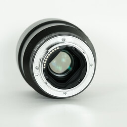 SONY FE 85mm F1.8 SEL85F18