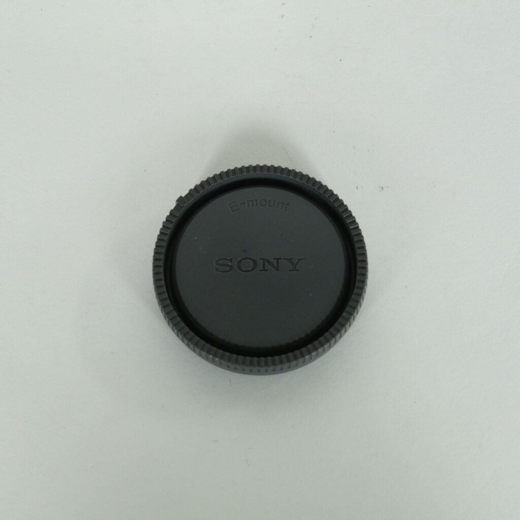 SONY E 11mm F1.8 SEL11F18