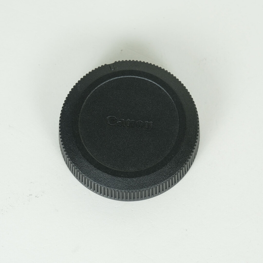 Canon RF50mm F1.8 STM Canon RF50mm F1.8 STM