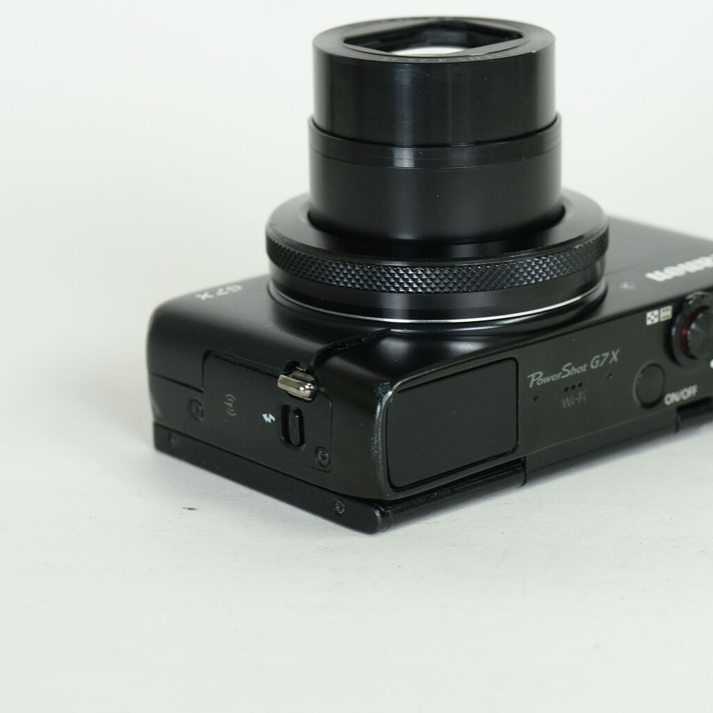 Canon PowerShot G7X