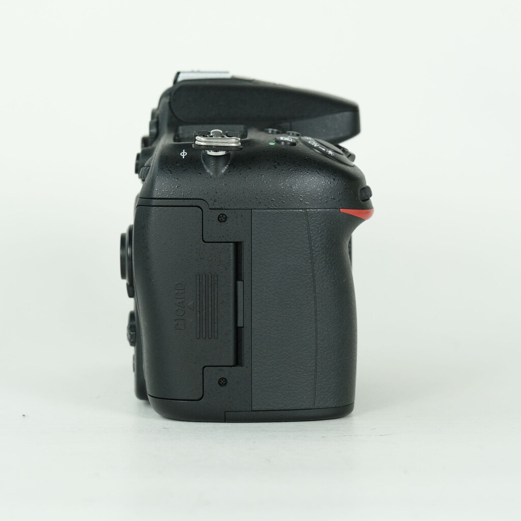 Nikon D7100