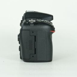 Nikon D7100