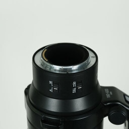 Nikon NIKKOR Z 180-600mm f/5.6-6.3 VR Nikon NIKKOR Z 180-600mm f/5.6-6.3 VR