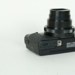 SONY Cyber-shot DSC-RX100M7