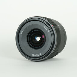SONY E 11mm F1.8 SEL11F18