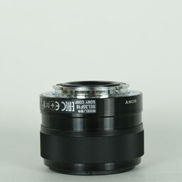 SONY E 35mm F1.8 OSS SEL35F18