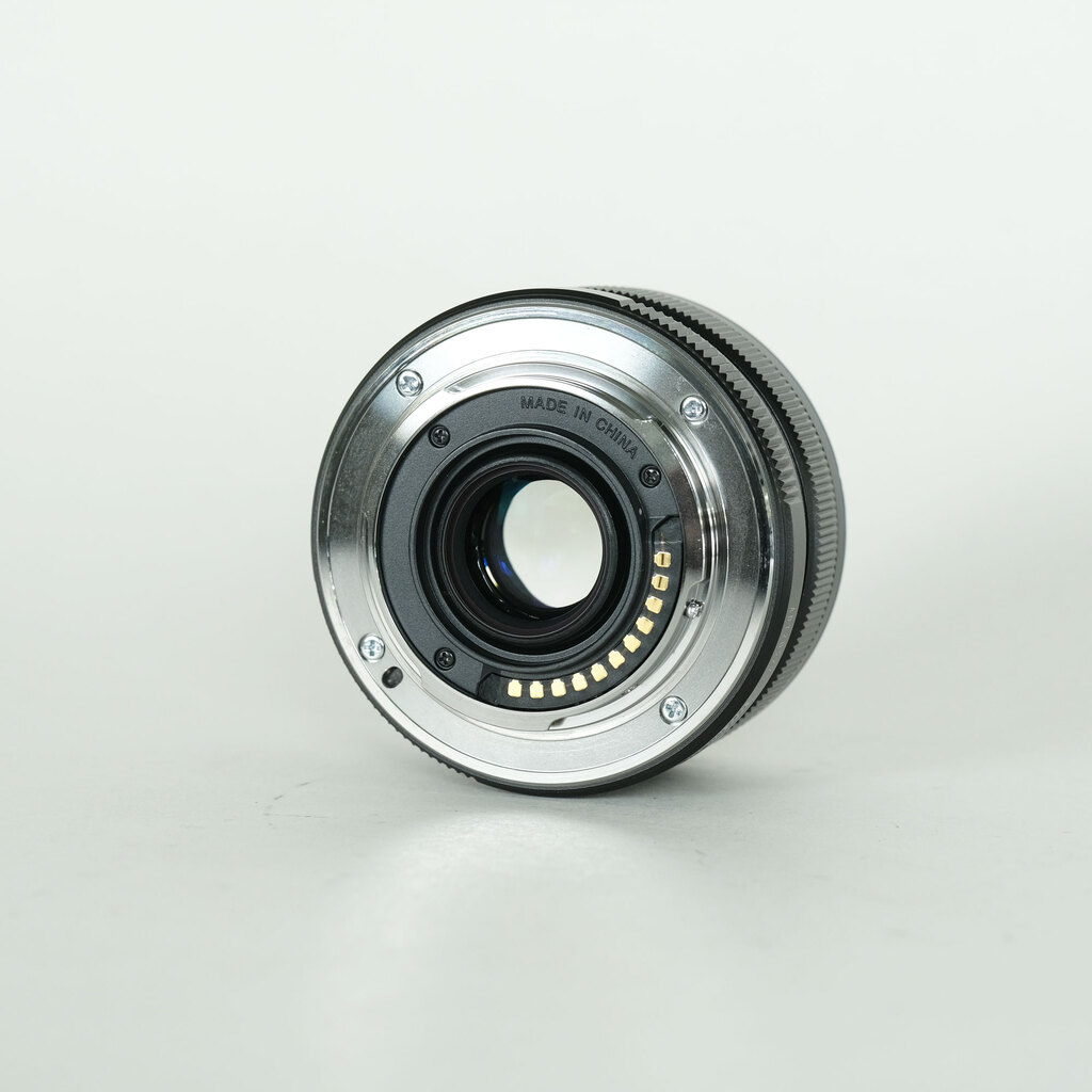 OLYMPUS M.ZUIKO DIGITAL 17mm F1.8