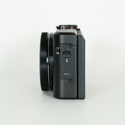 Canon PowerShot G7X Mark II