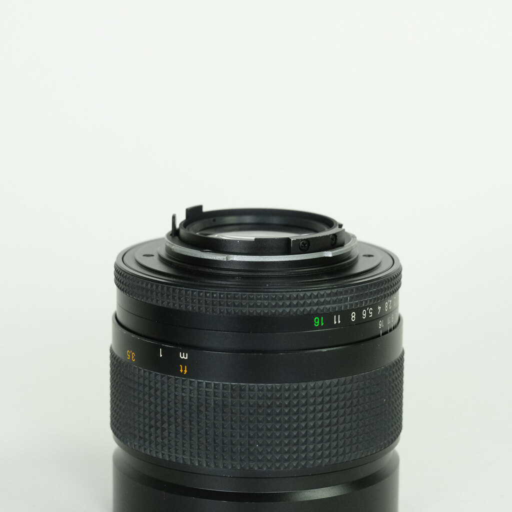 Carl Zeiss Planar T* 85mm F1.4